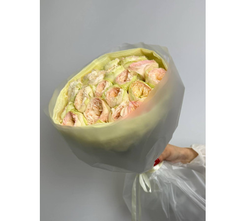 Букет нежно-желтых роз