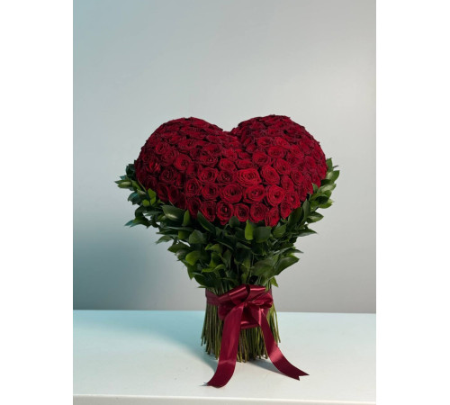 Больше, чем любовь, 151 роза в сердце