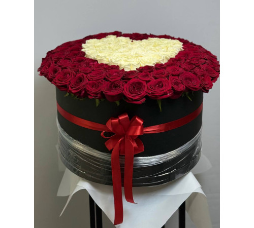 Сердце из роз